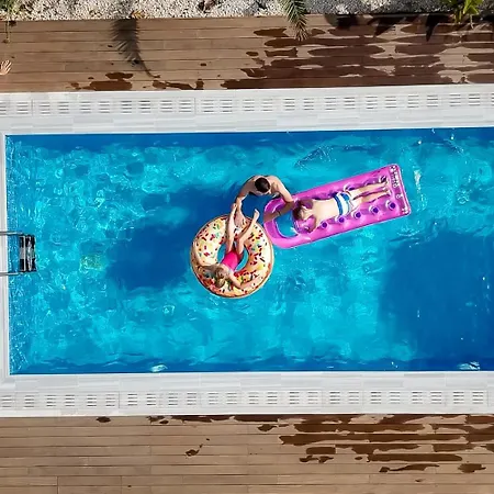 Napa Seaview - 5 * Ayía Nápa